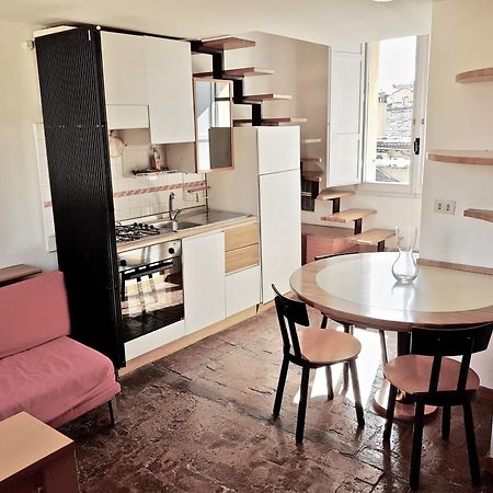Rk San Vitale Flat Bologna Eksteriør billede